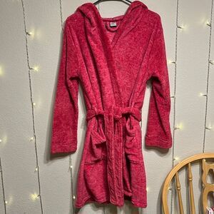NWOT Ulta Beauty Plush Pink Hooded Robe with Pockets